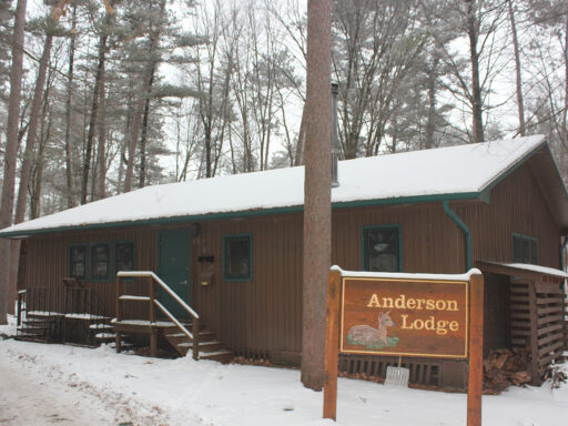 Anderson Lodge outside 1